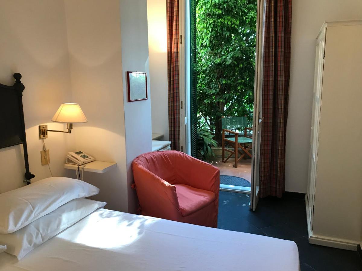 Hotel Beau Rivage Alassio Exterior foto