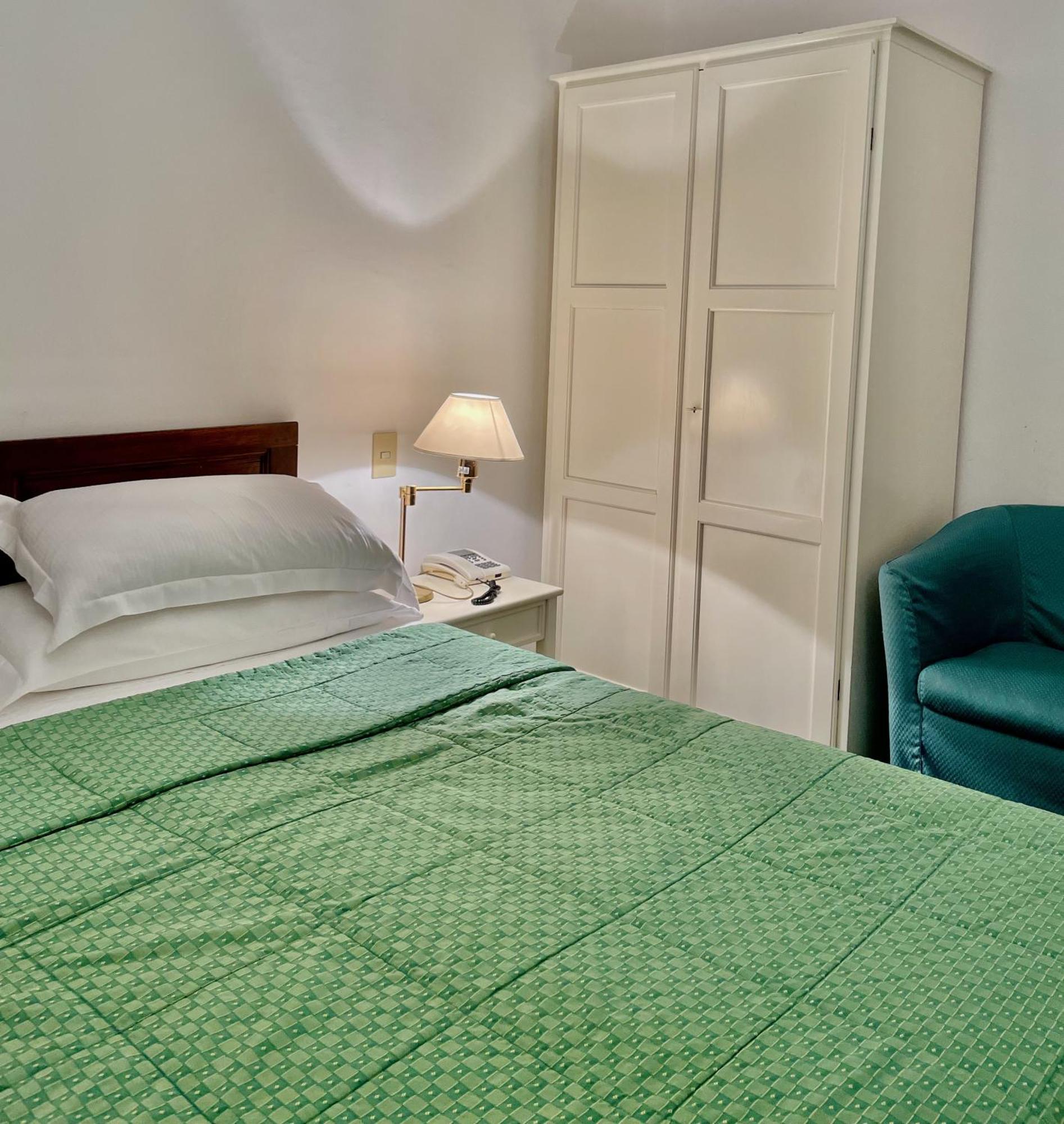 Hotel Beau Rivage Alassio Exterior foto